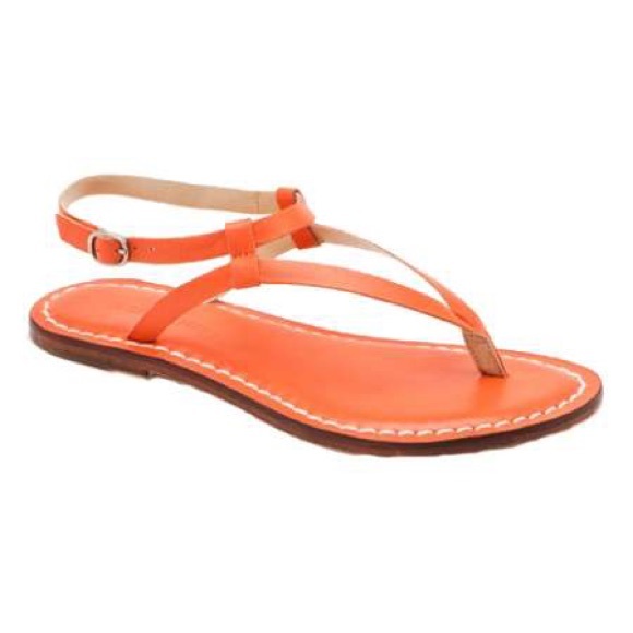 Bernardo Merit Flat Thong Women's Sandals - Picture 1 of 9